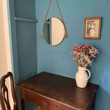 Apartment Alice Hames House *