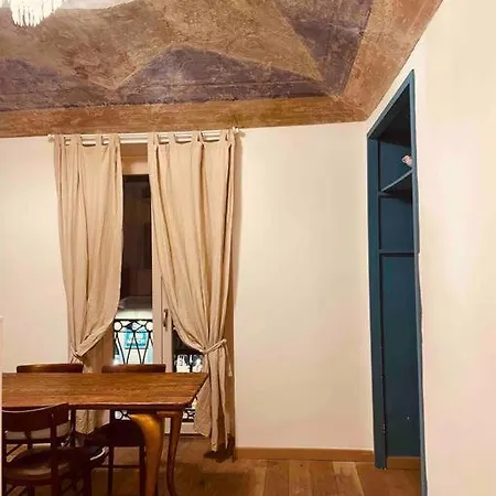 Apartment Alice Hames House Turin